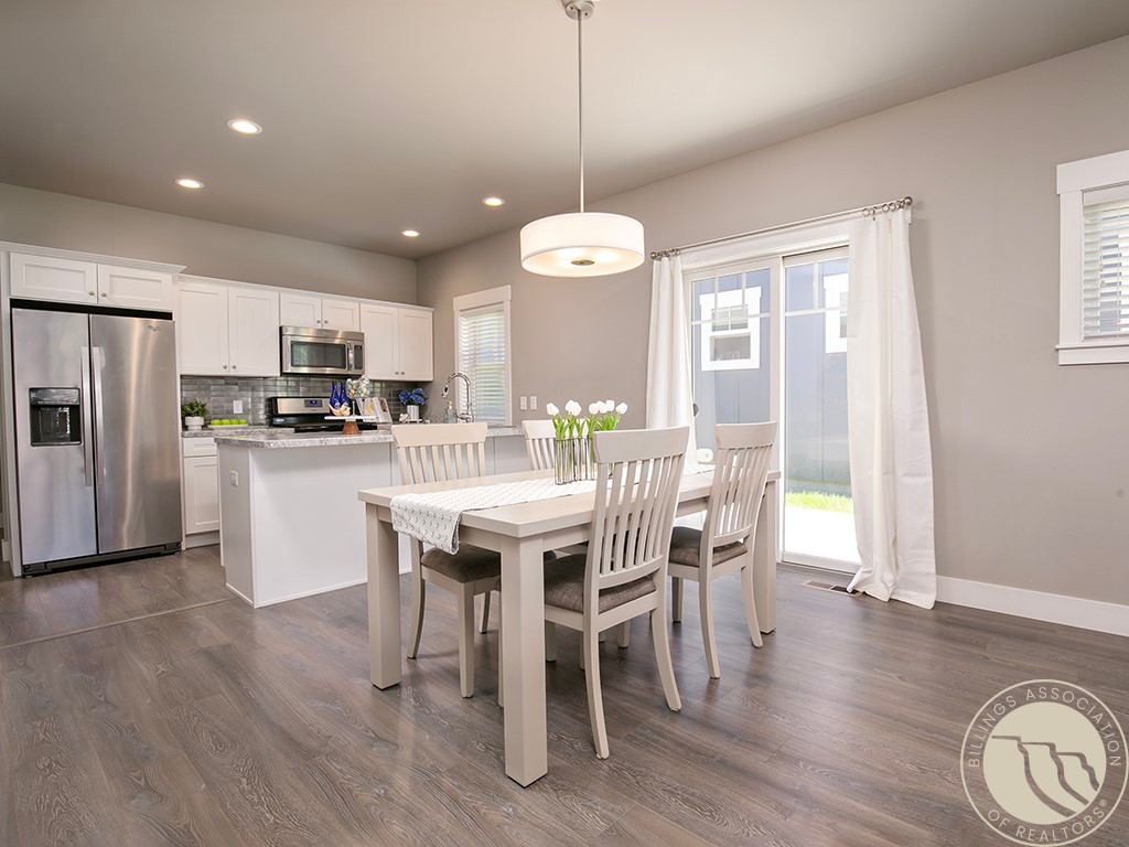 1736 Island View Drive
