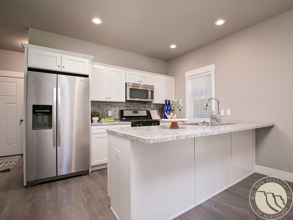 1736 Island View Drive