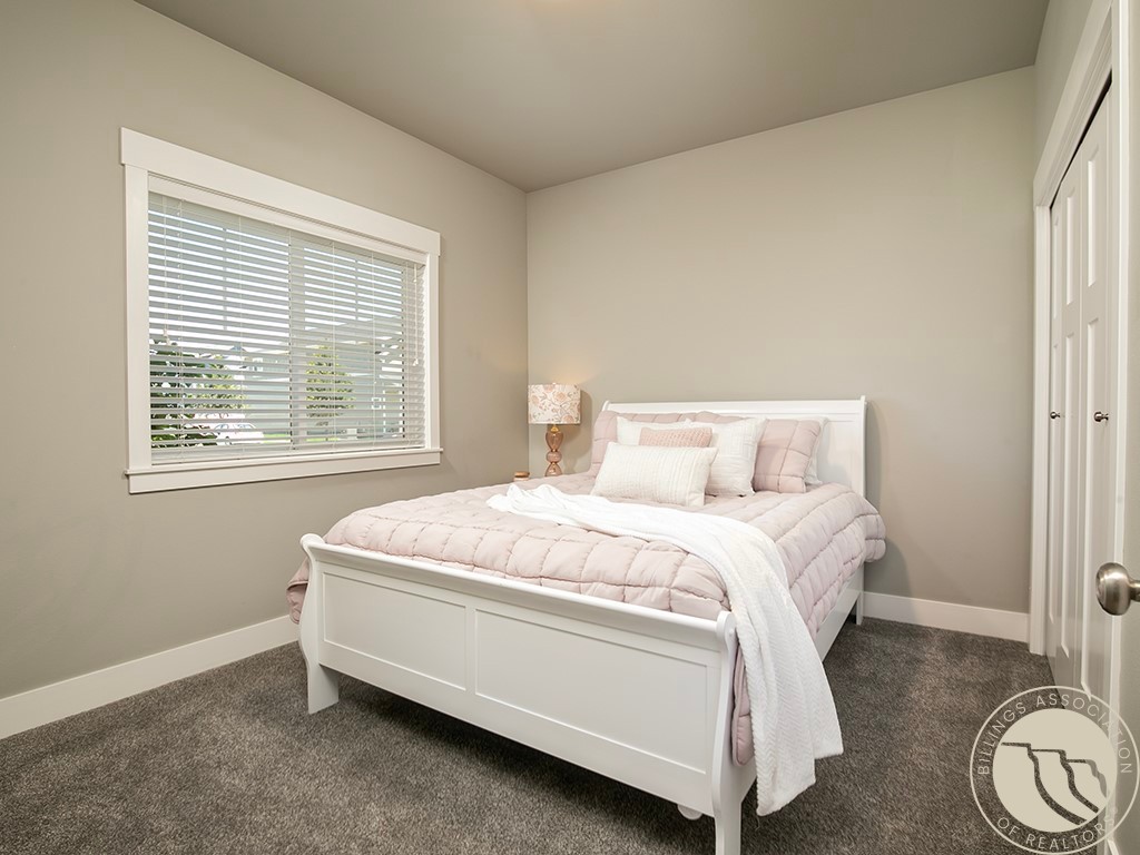1736 Island View Drive