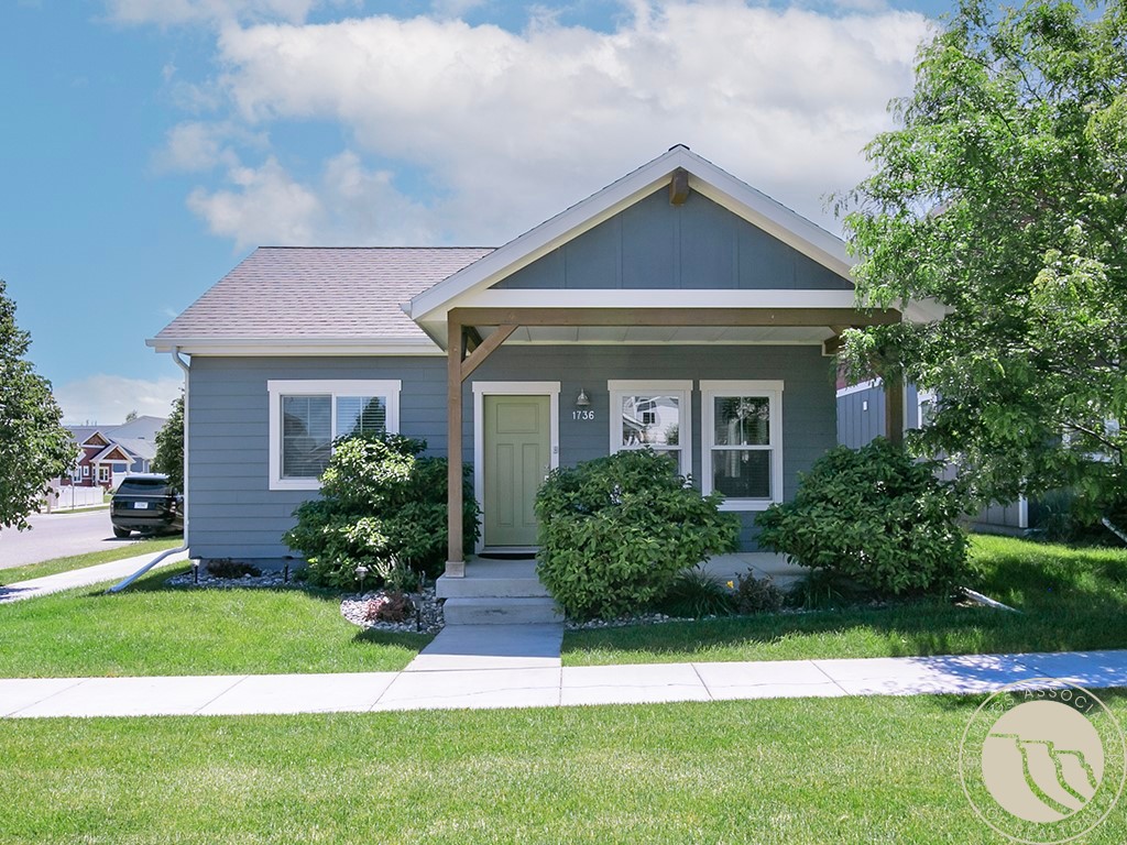 1736 Island View Drive