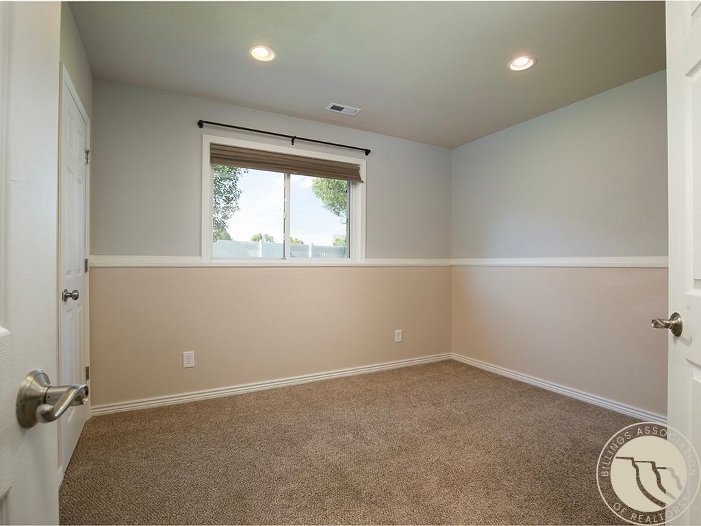 1321 Mirror Lake Lane