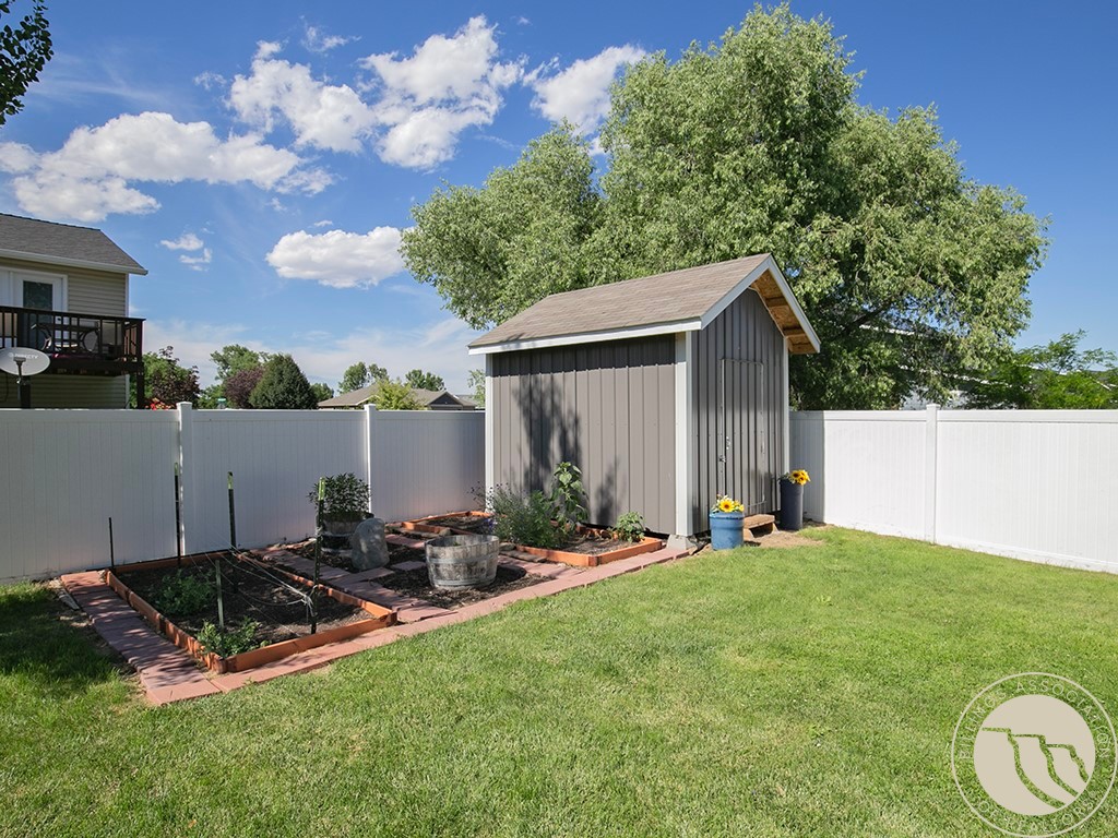 1321 Mirror Lake Lane