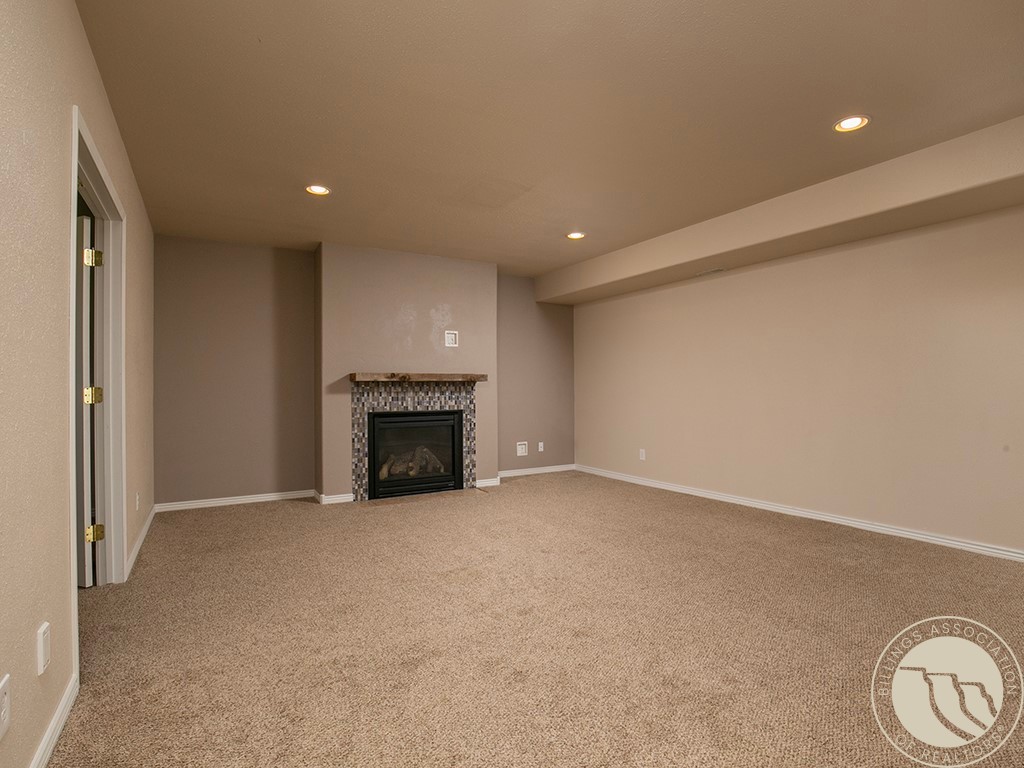1321 Mirror Lake Lane