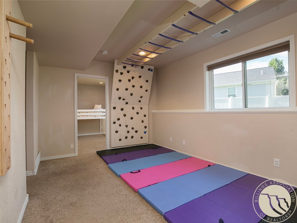 1321 Mirror Lake Lane