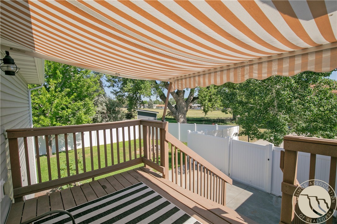 1321 Mirror Lake Lane