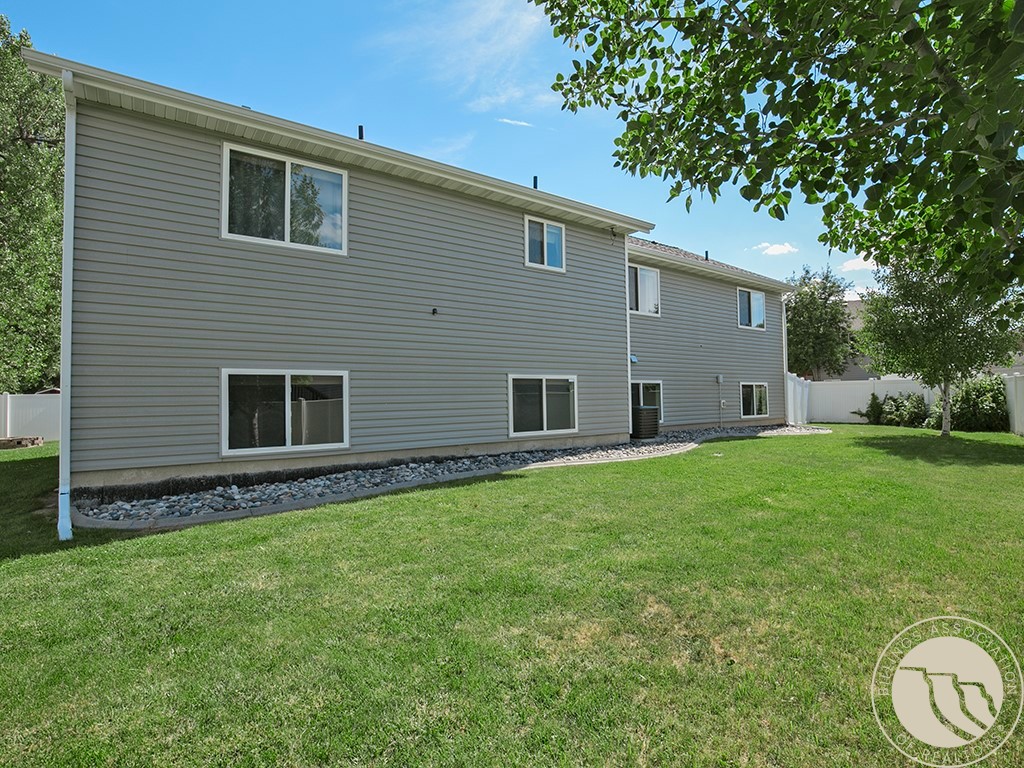 1321 Mirror Lake Lane