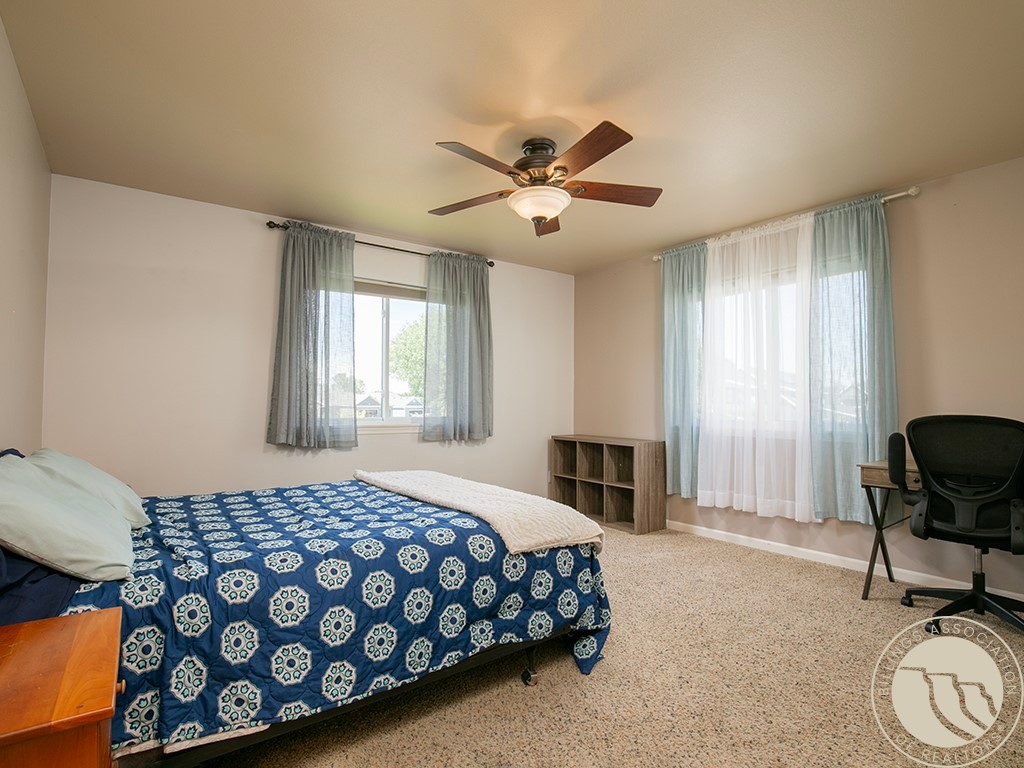 1321 Mirror Lake Lane