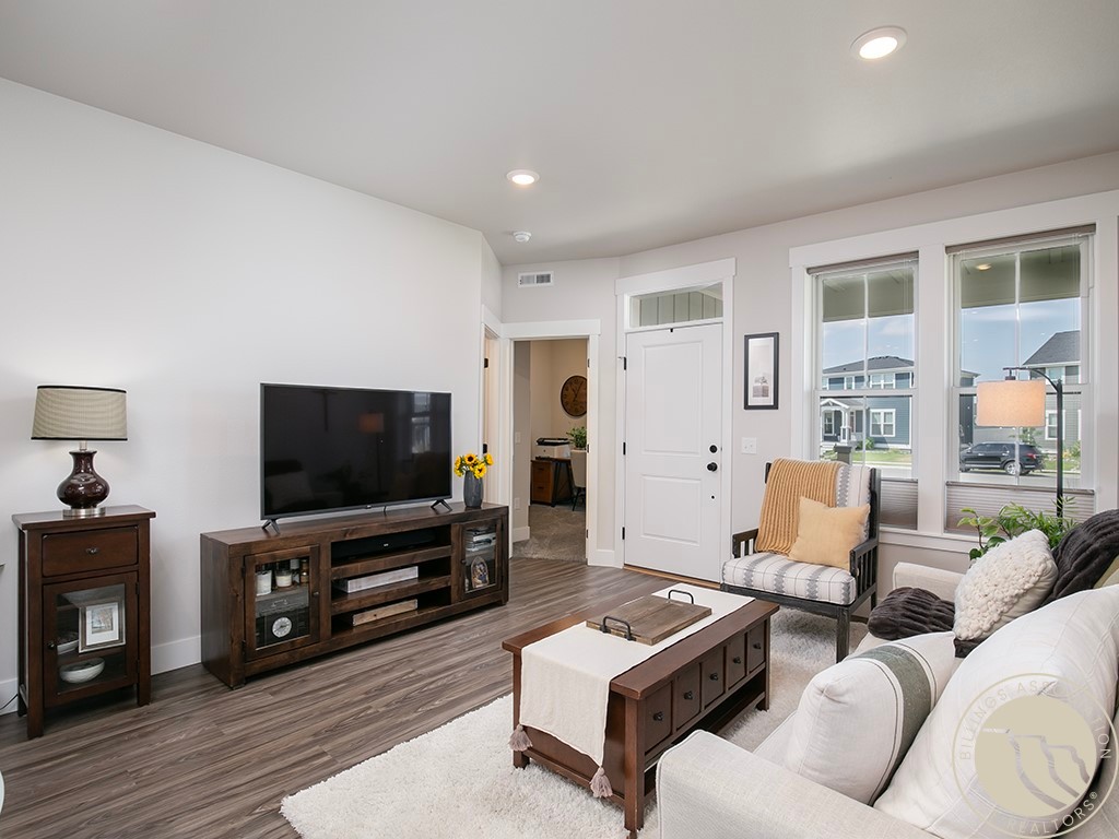 1655 Annas Garden Lane