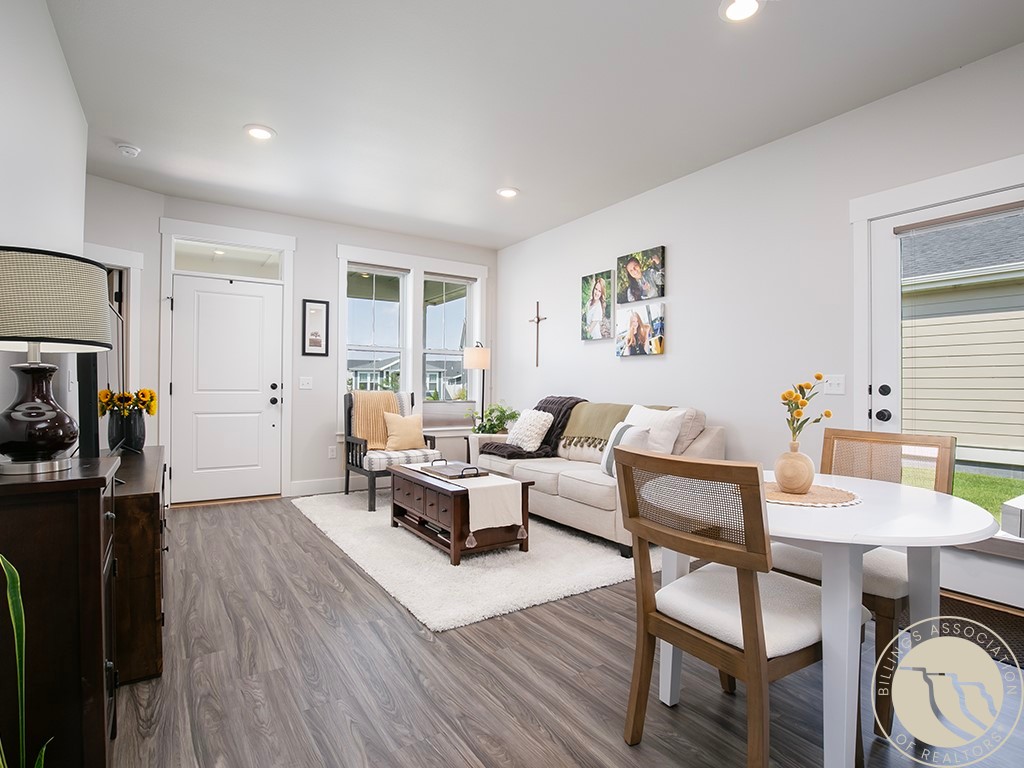 1655 Annas Garden Lane