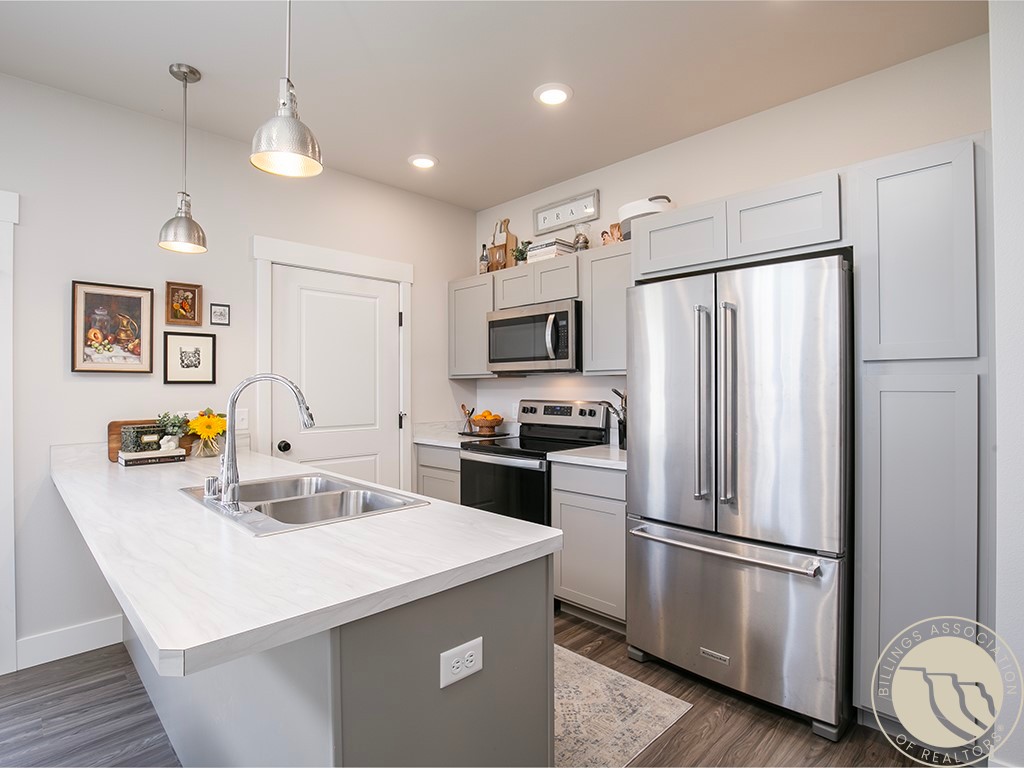 1655 Annas Garden Lane
