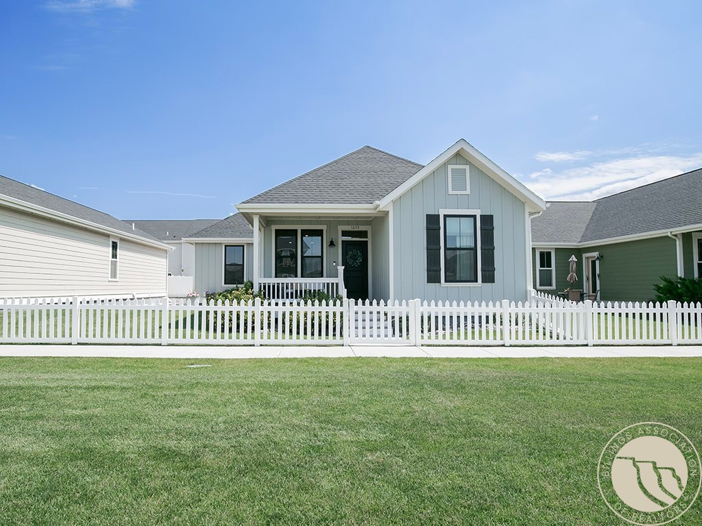 1655 Annas Garden Lane