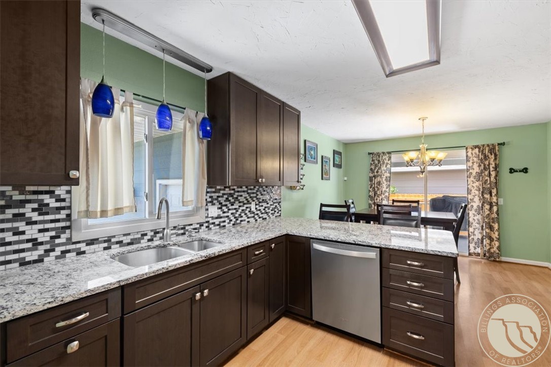 3432 Windmill Circle
