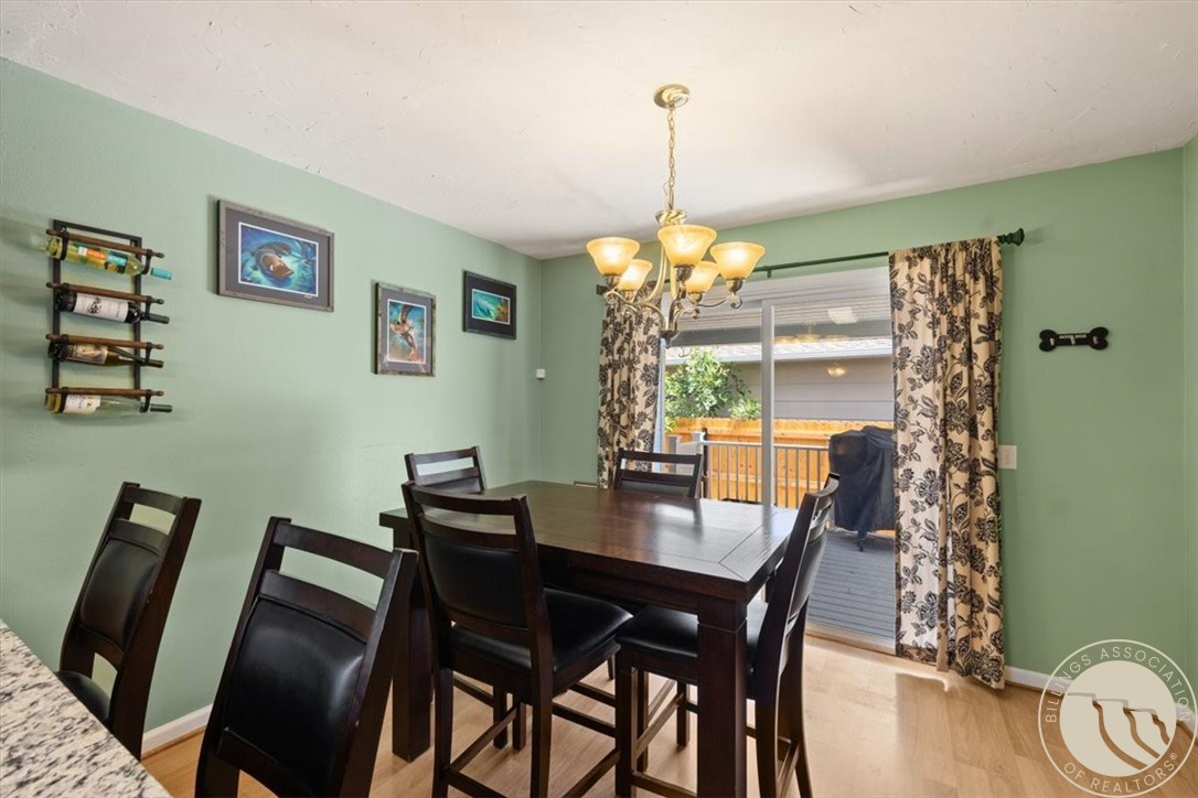 3432 Windmill Circle