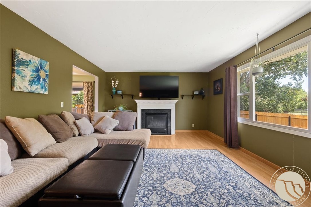 3432 Windmill Circle