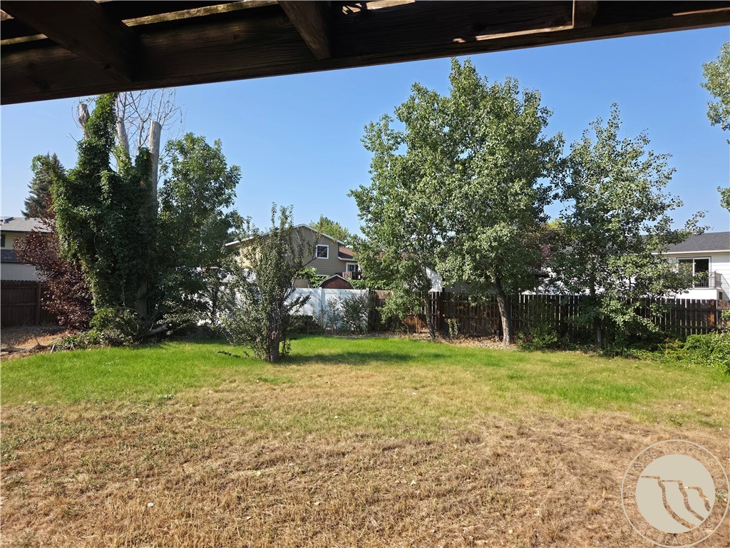 738 Aronson Avenue