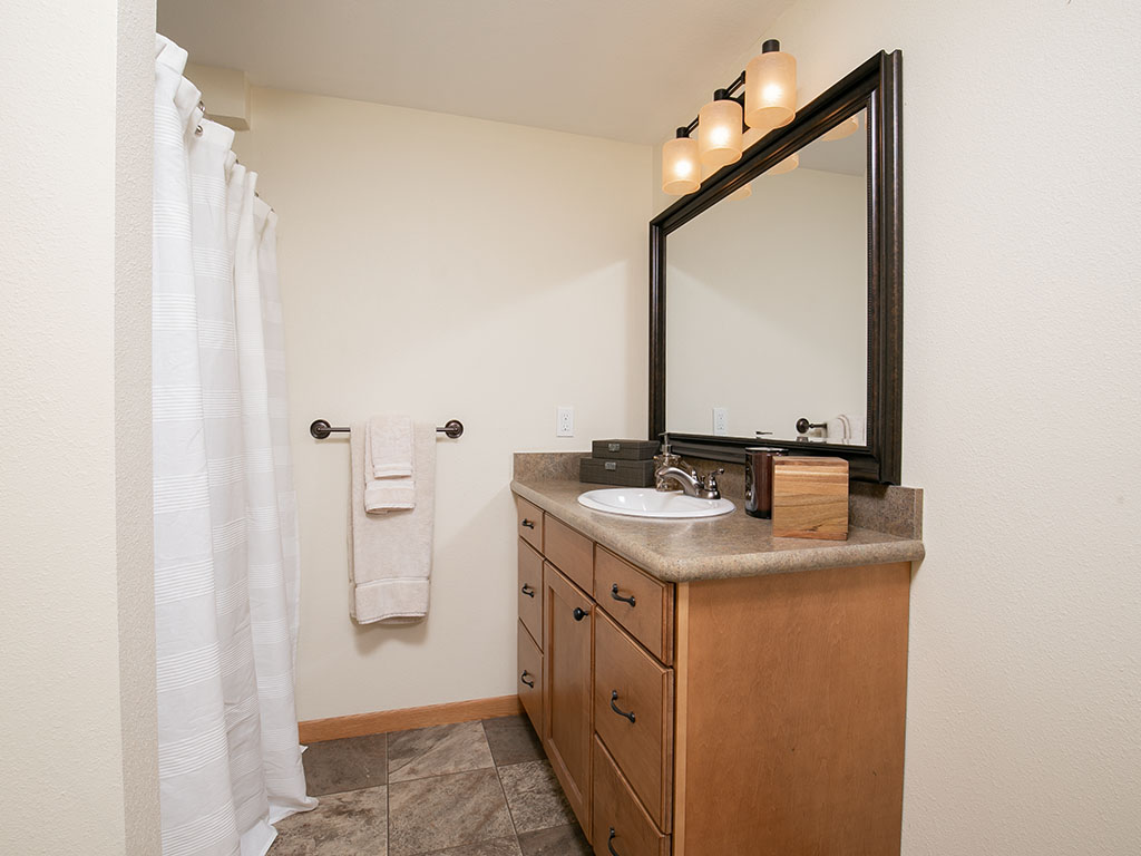 24 31st Street W