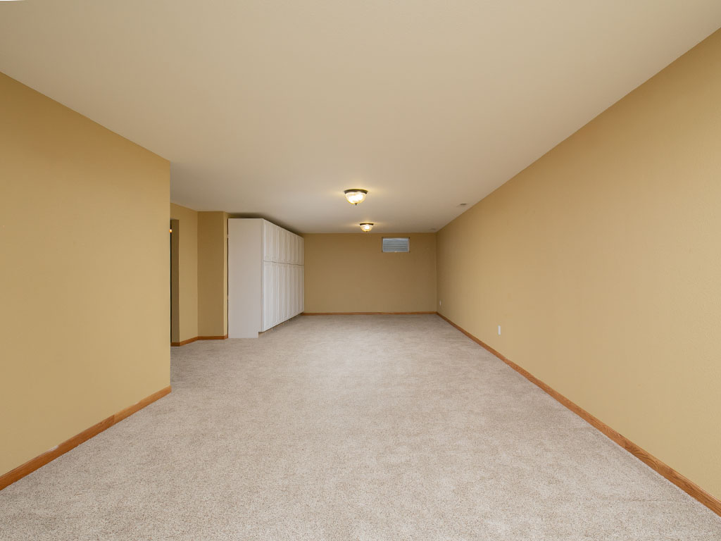 24 31st Street W