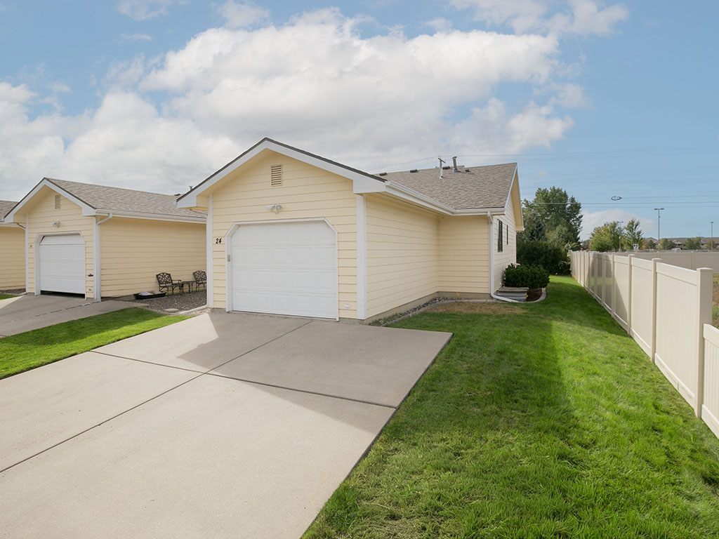 24 31st Street W