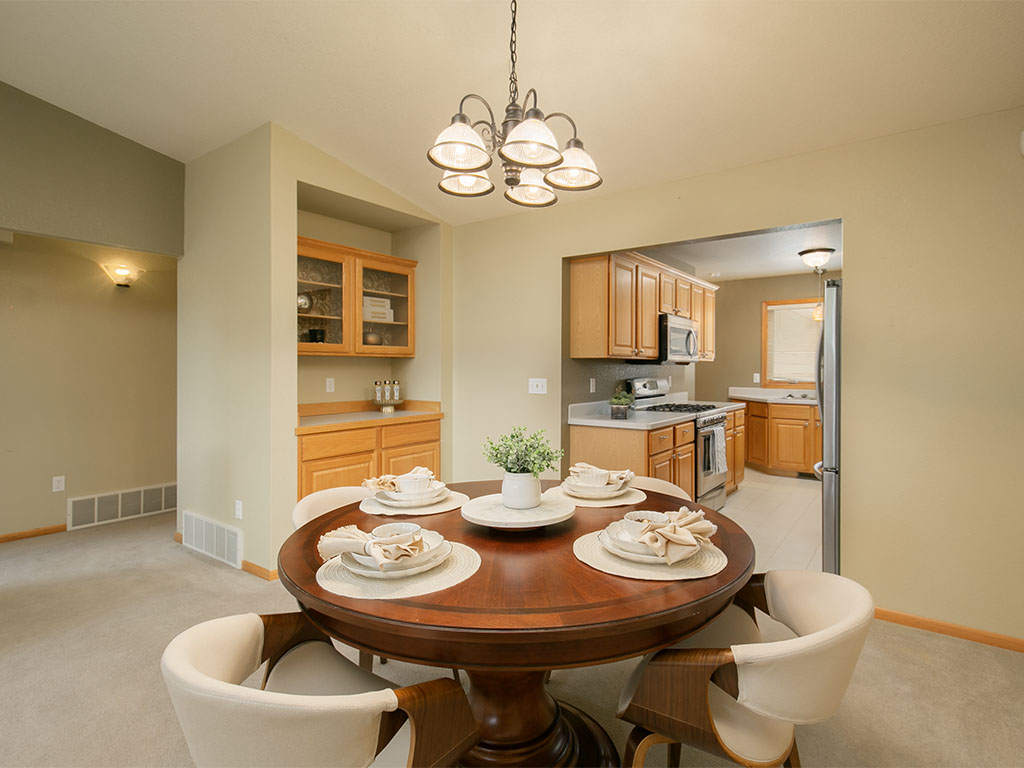 24 31st Street W