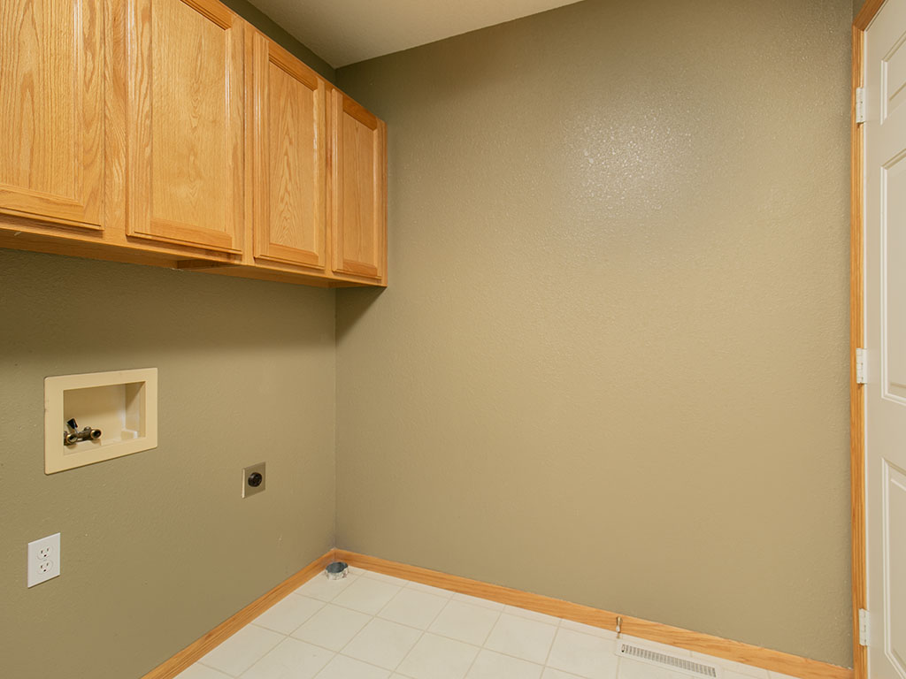 24 31st Street W