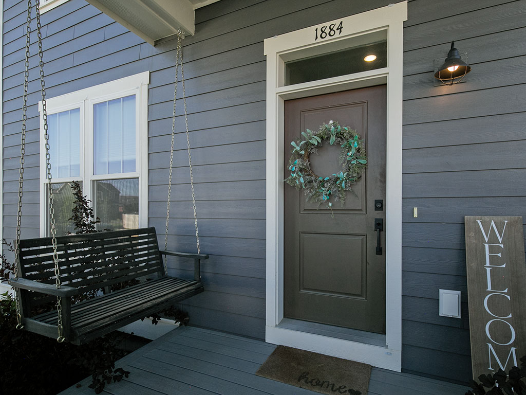 1884 St George Boulevard