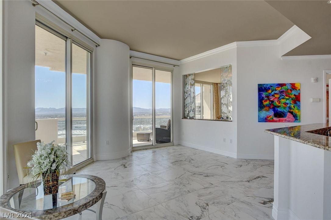 2777 Paradise Road 3704