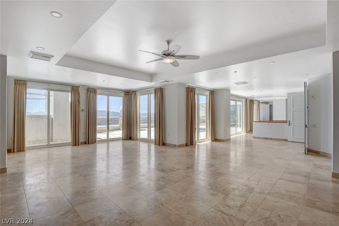2777 Paradise Road 3704