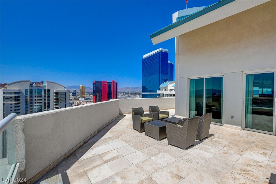 2777 Paradise Road 3704