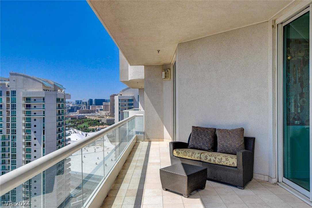 2777 Paradise Road 3704