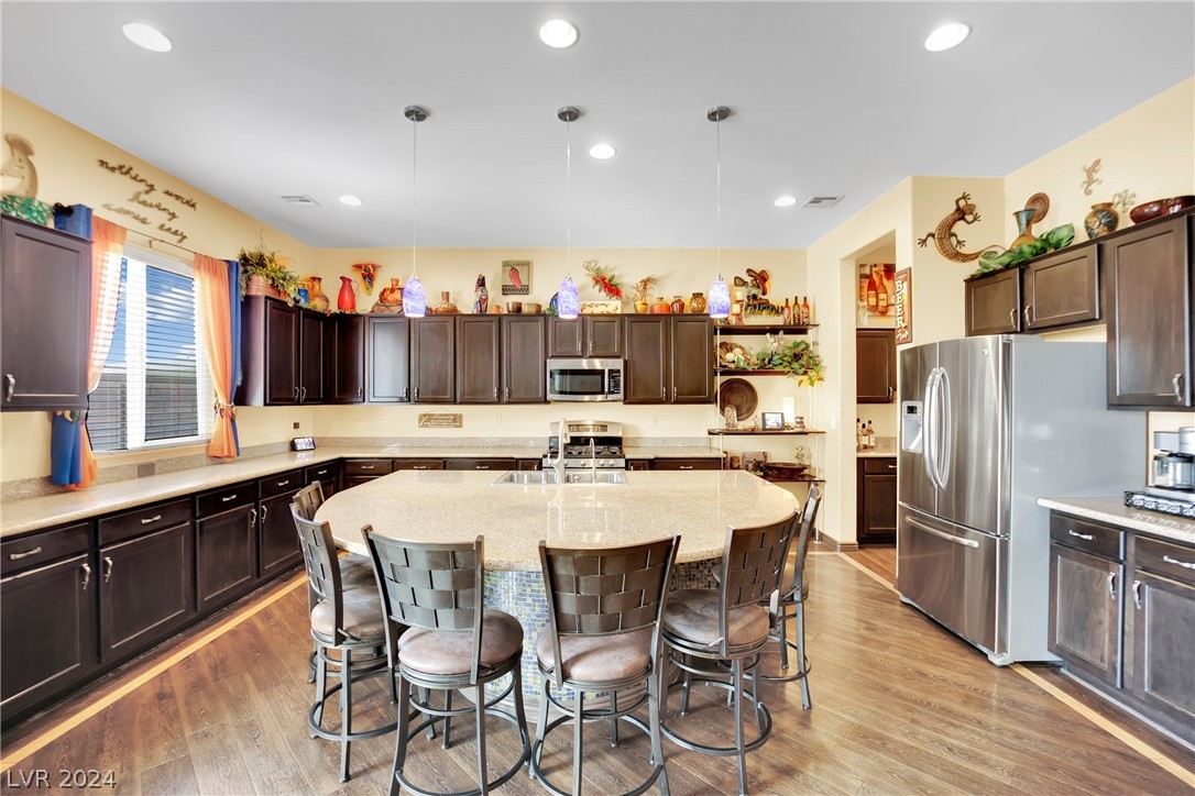 7914 Brianna Cheerful Avenue