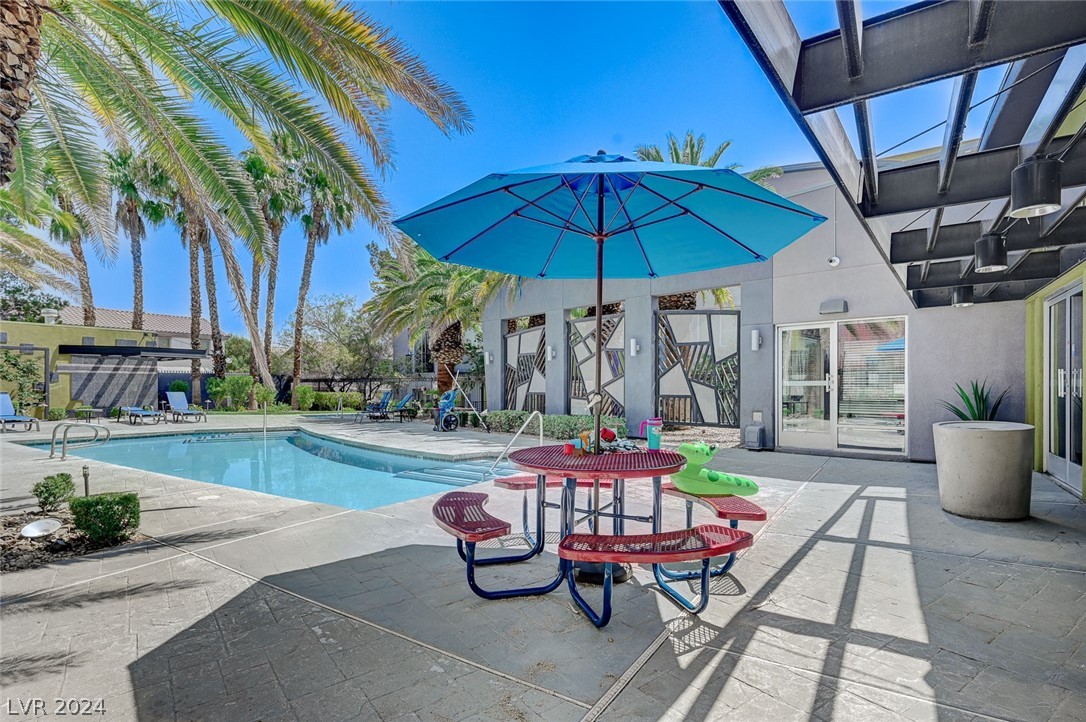 9050 West Tropicana Avenue 1087