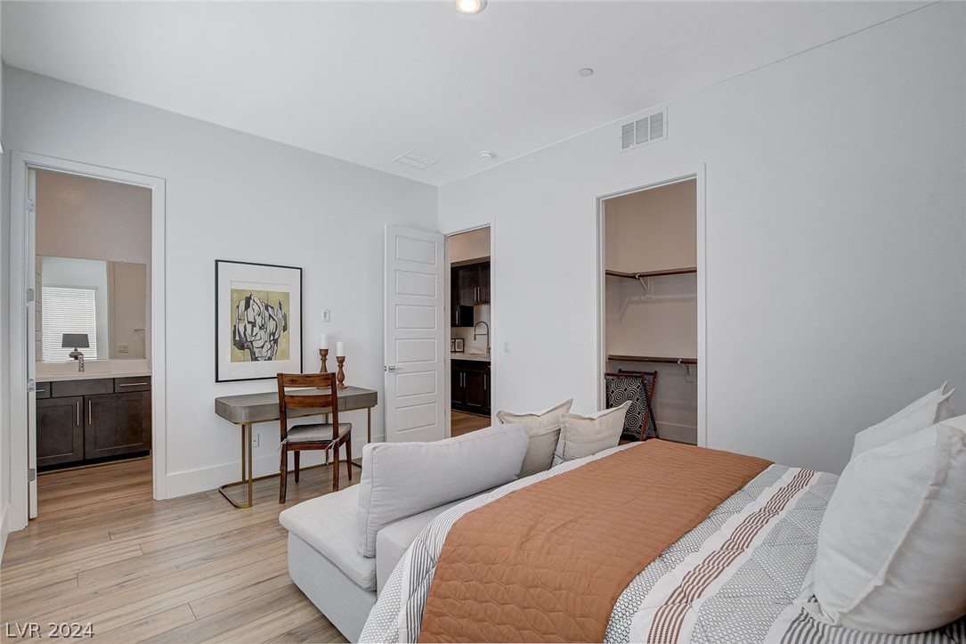 488 Mojave Arch Street