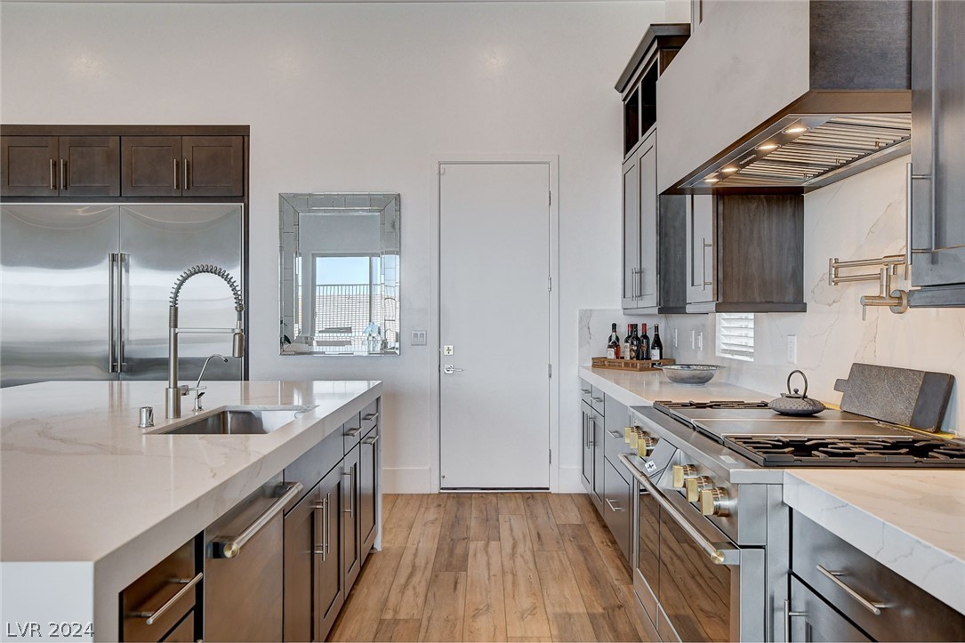 488 Mojave Arch Street