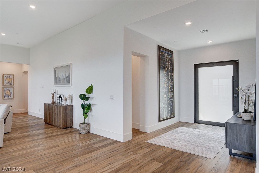 488 Mojave Arch Street