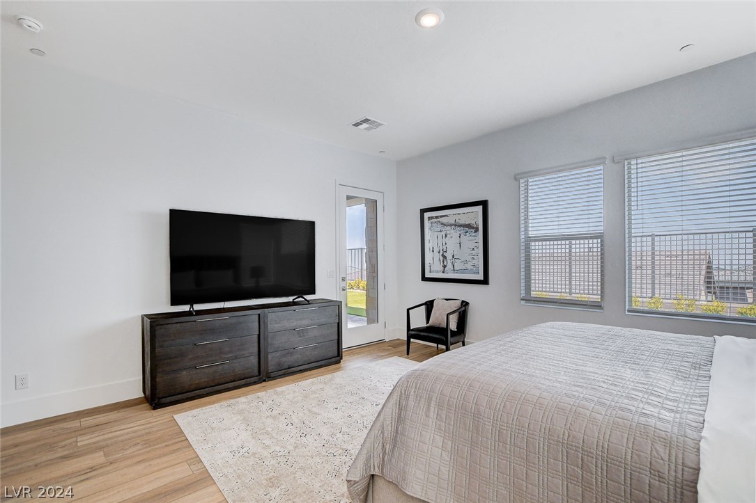 488 Mojave Arch Street