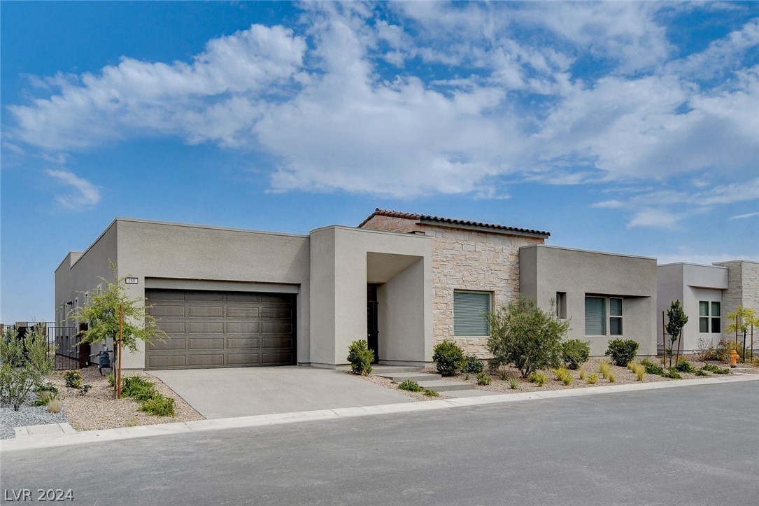 488 Mojave Arch Street