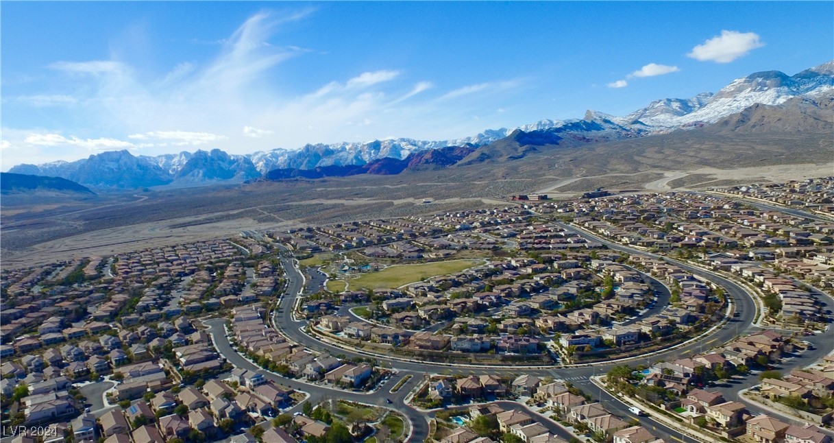 488 Mojave Arch Street