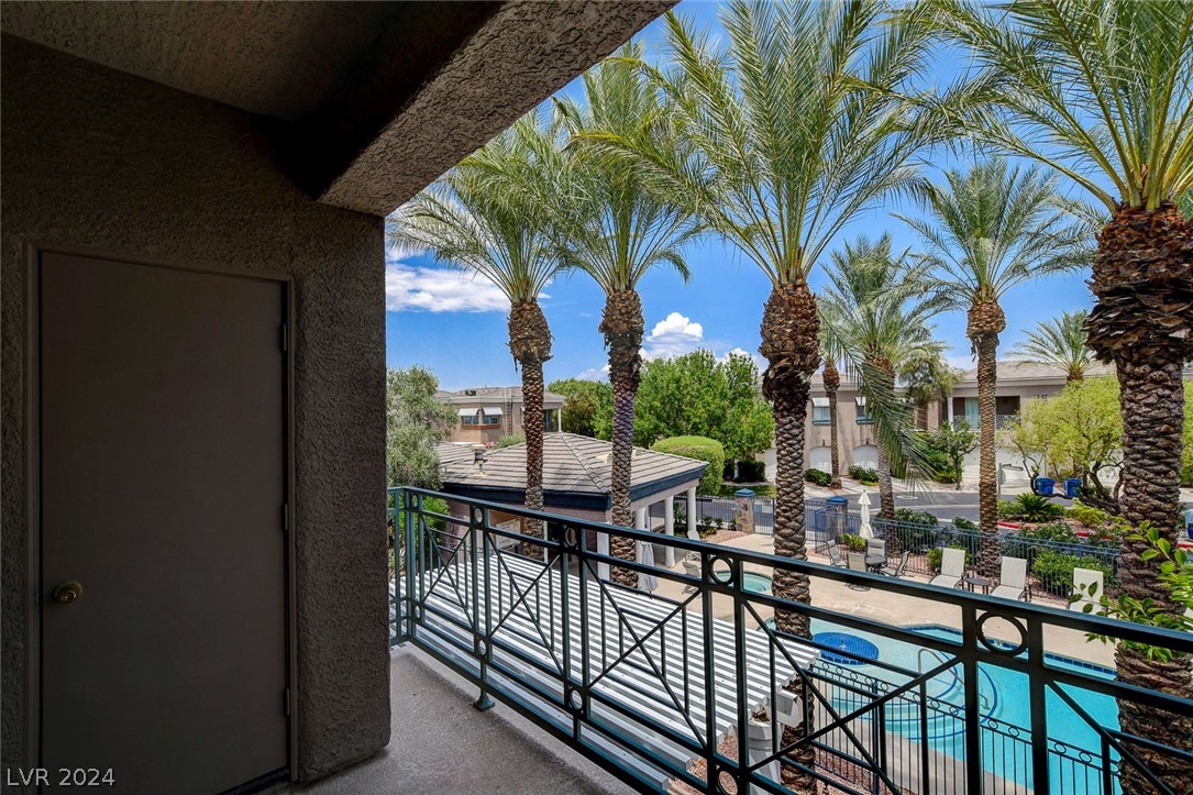 9420 San Laguna Court 104