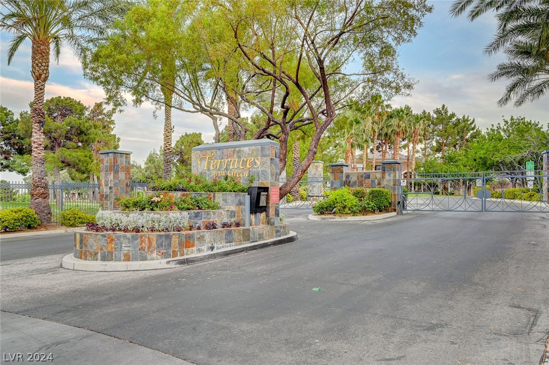 9420 San Laguna Court 104