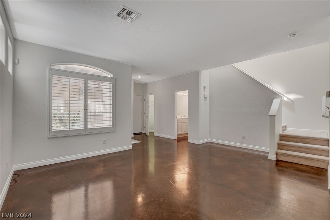 9420 San Laguna Court 104