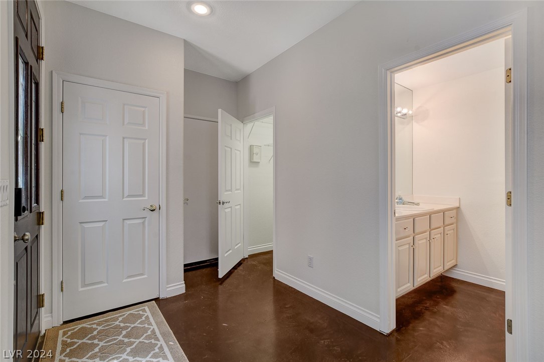 9420 San Laguna Court 104