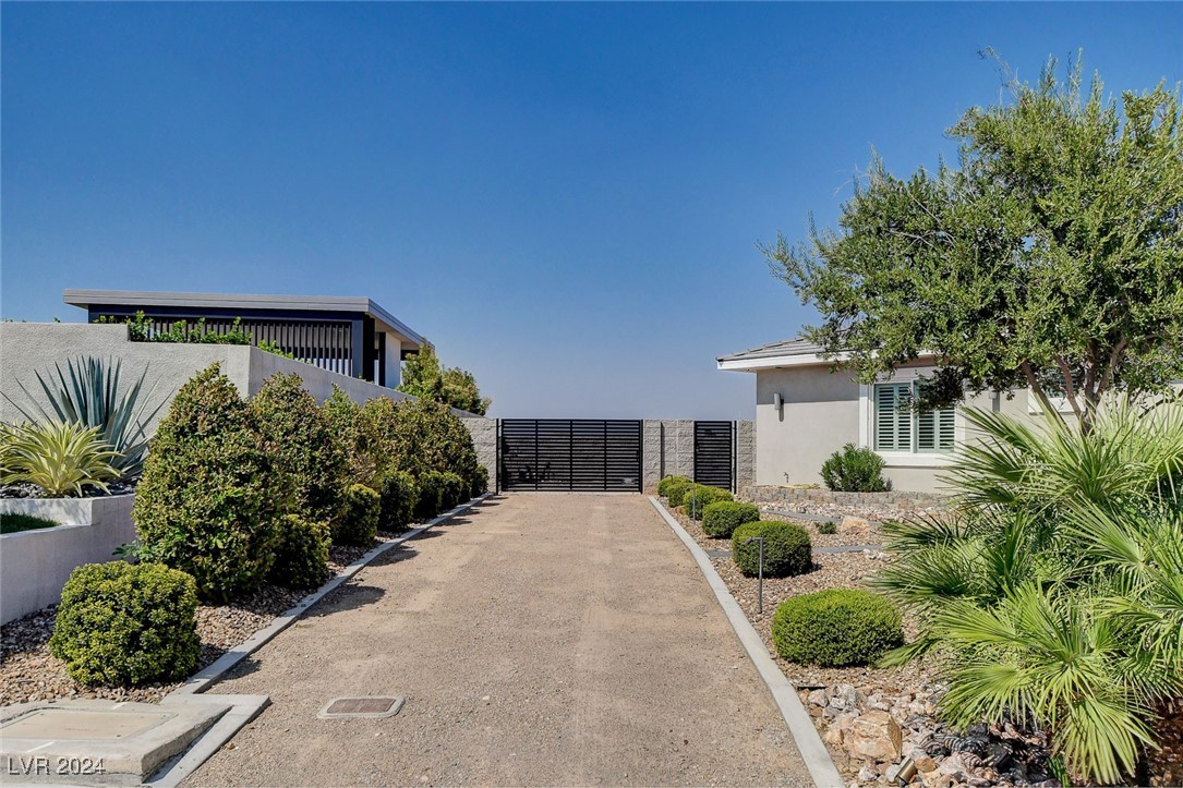 8570 Mohawk Street