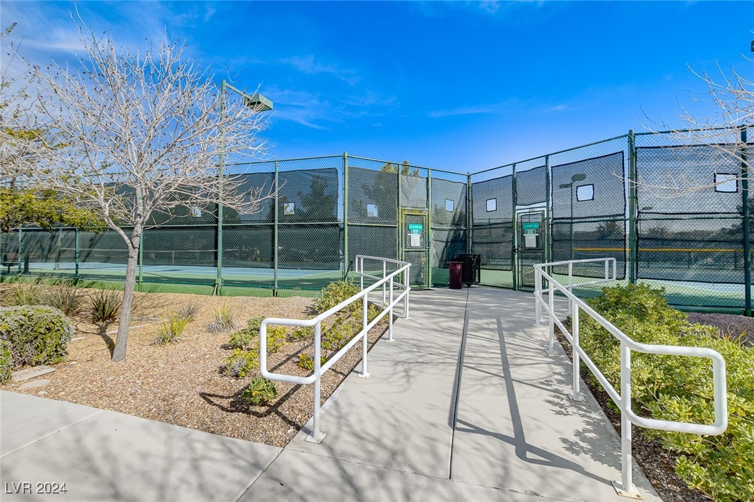 2609 Mourning Warbler Avenue