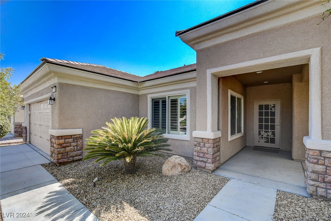 2609 Mourning Warbler Avenue