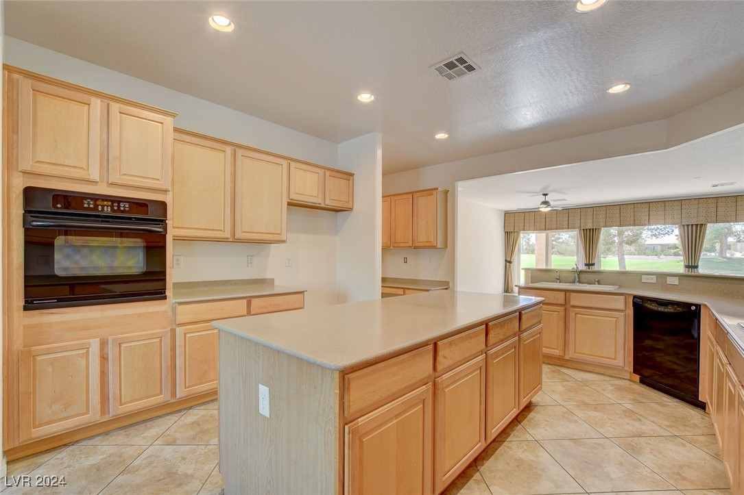 2609 Mourning Warbler Avenue