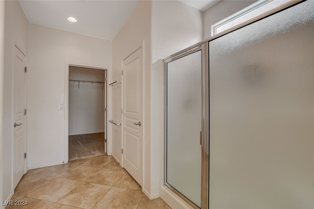 2609 Mourning Warbler Avenue