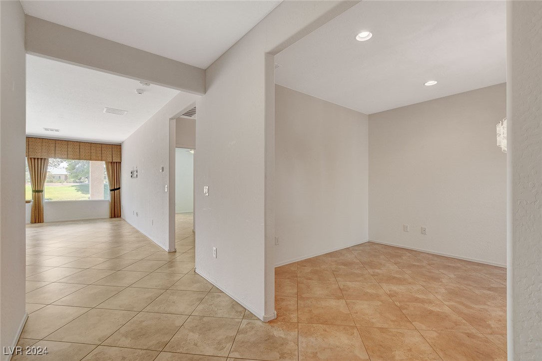 2609 Mourning Warbler Avenue