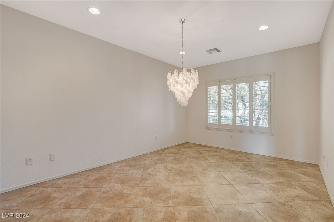 2609 Mourning Warbler Avenue