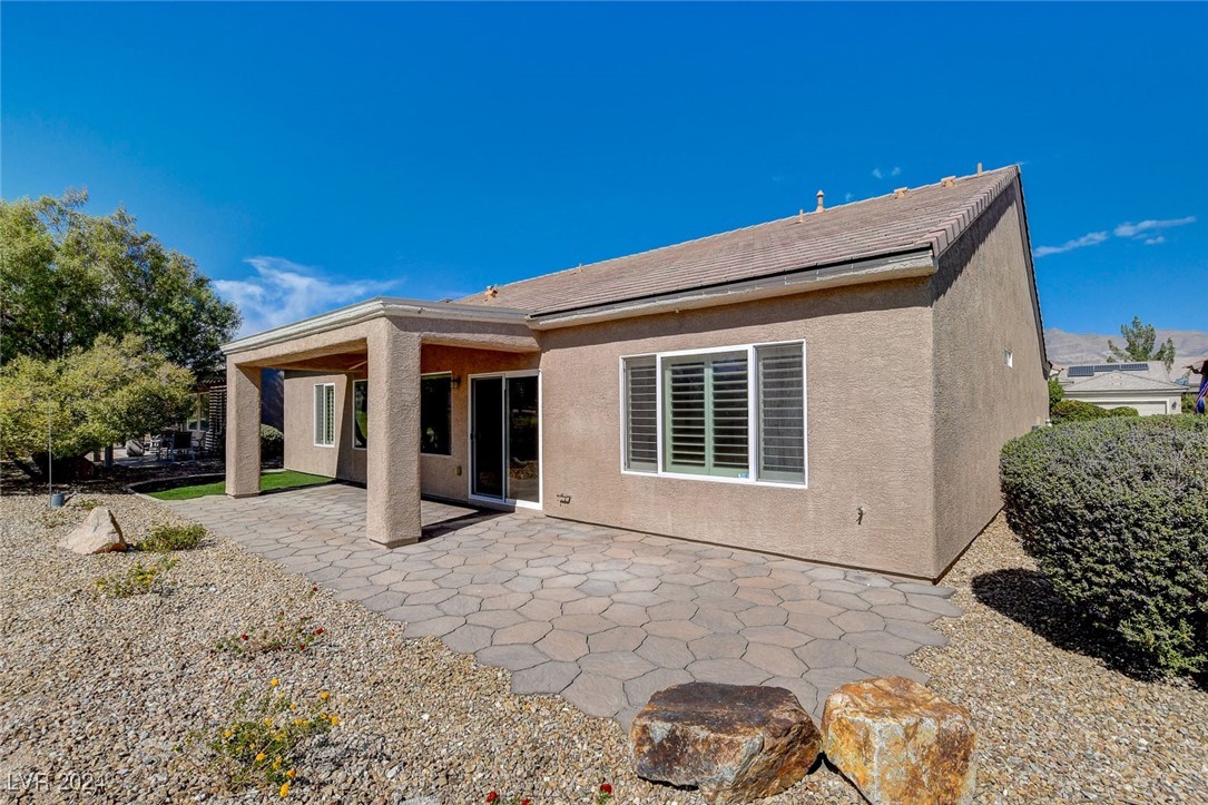 2609 Mourning Warbler Avenue
