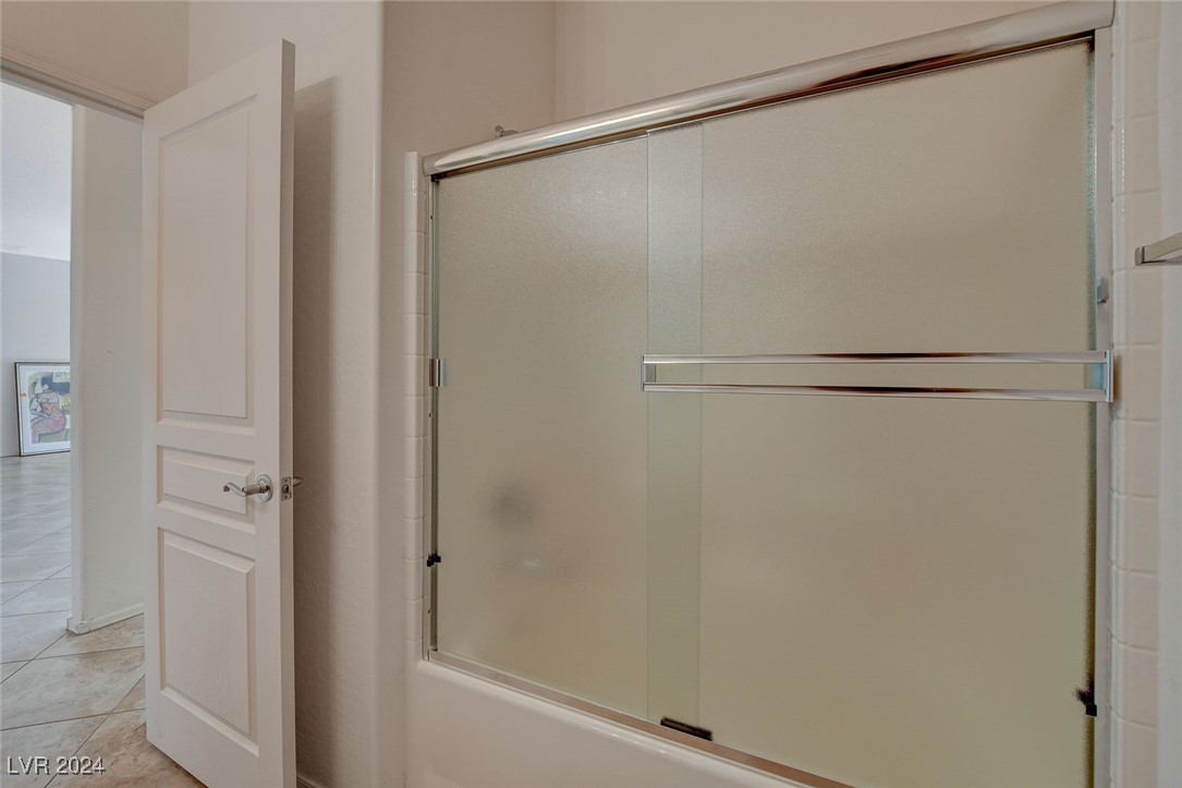 2609 Mourning Warbler Avenue